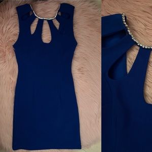 ❌ SOLD ❌ Royal Blue Key Hole Dress 🔷 💎
